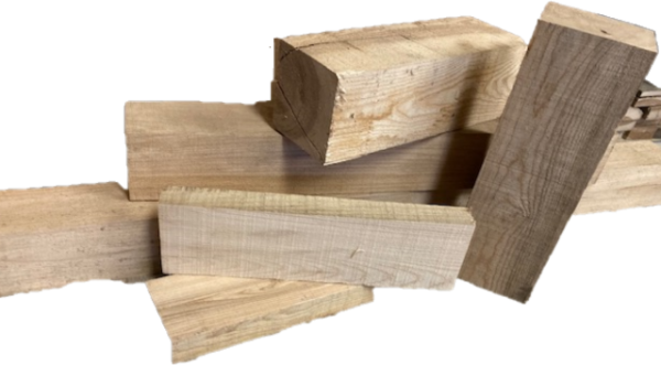 wood smoker logs in a variety of sizes